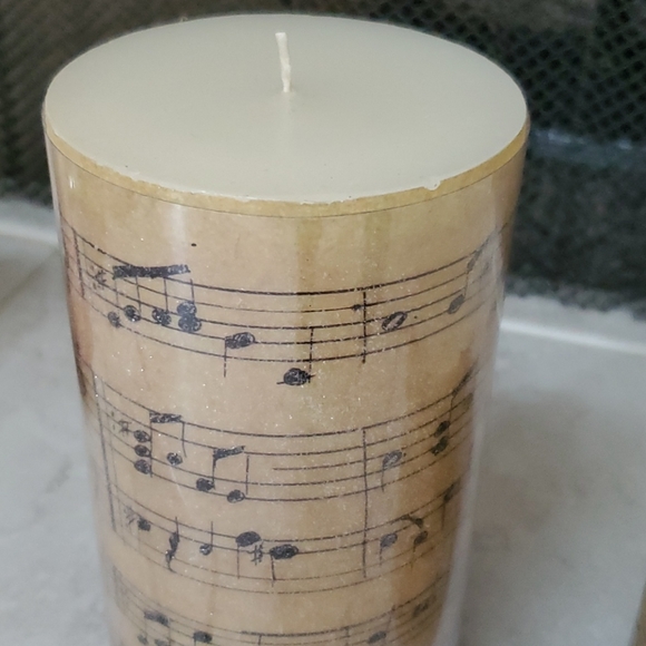π―POTTERY BARN MUSIC NOTE CANDLESπ― - Picture 7 of 7